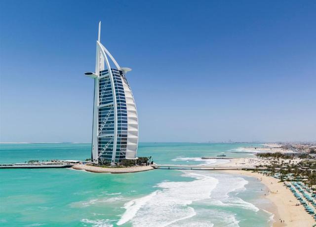 Experience world-class service at Jumeirah Burj Al Arab Dubai
